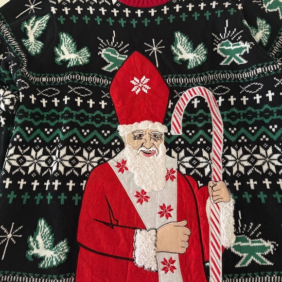 Christmas sweater - Picture 1 of 6